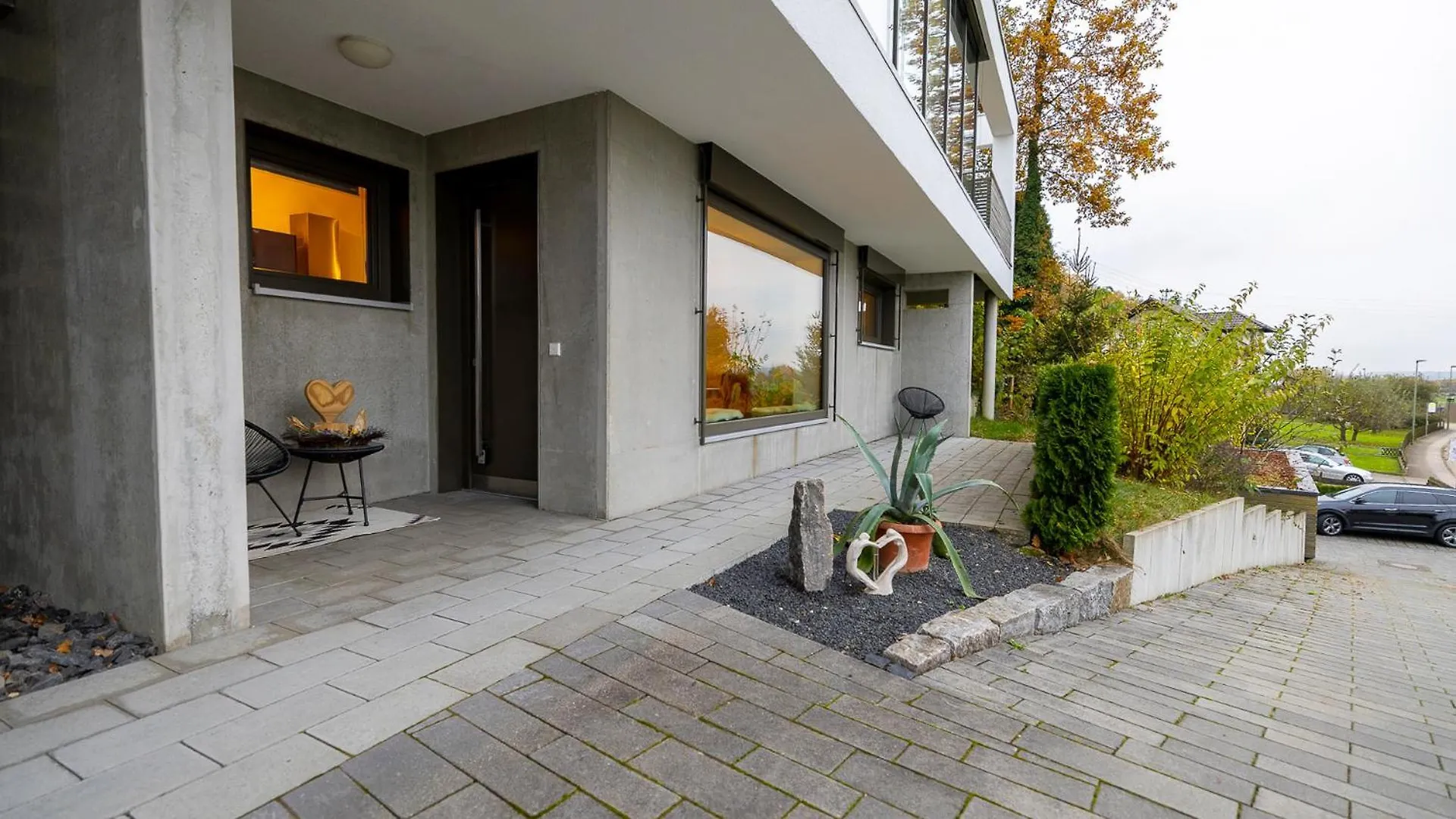 Apartment Naturoase, Moderne Architektur - Arbeitsplatz - Terrasse - Parkplatz - Waschmaschine Vohringen  Germany